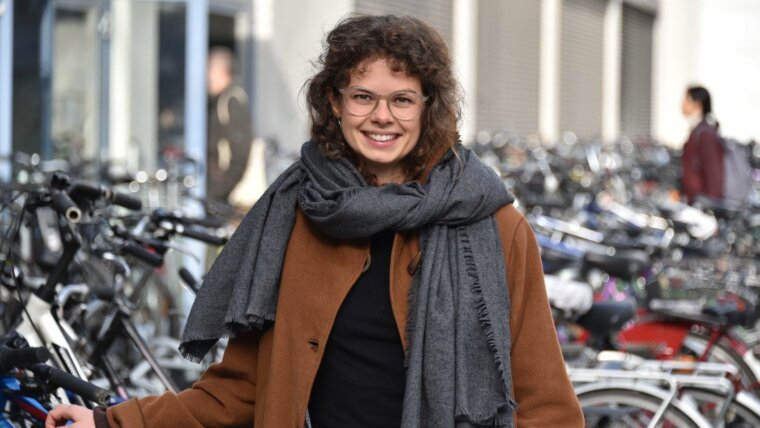 Die Jenaer Soziologie-Studentin Julia Kaiser engagiert sich bei »Students for Future«.
