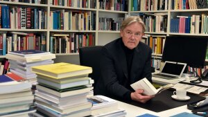Prof. Dr. Norbert Frei lehrt Neuere und Neueste Geschichte an der Universität Jena.